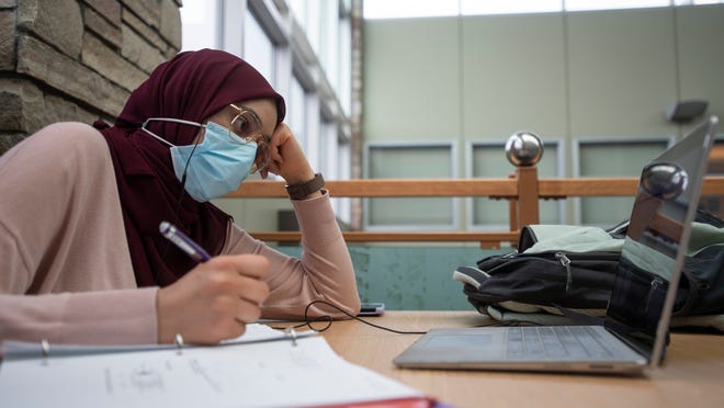 Fasting through finals: CSU's Muslim students juggle tests with Ramadan rituals